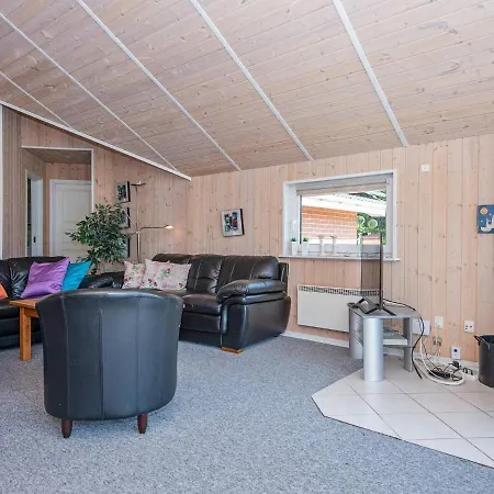 8 Person In Oksbol-by Traum Oksbøl